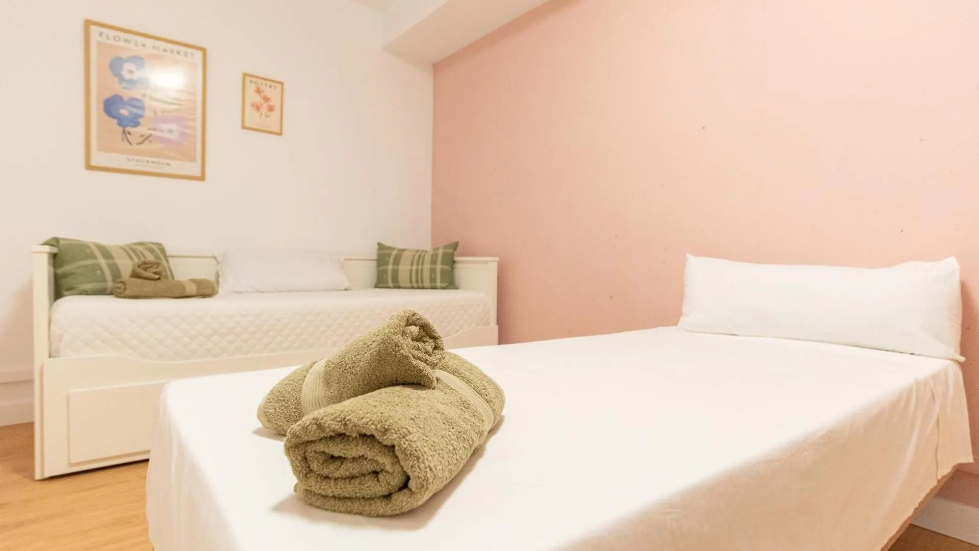 Villa Valentina - Renovated On Los Alamos Beach Torremolinos 0*,  Spain