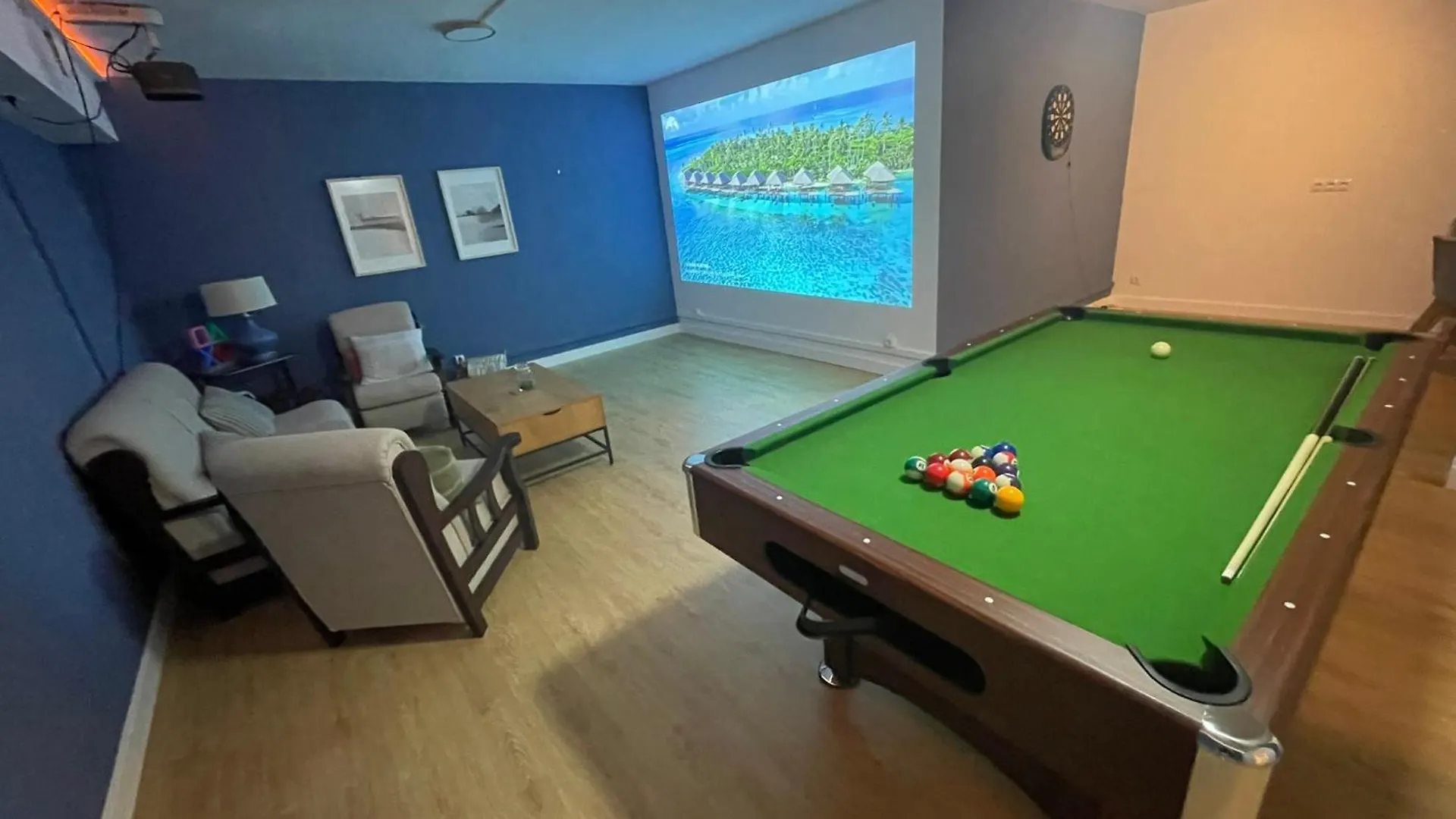 Villa Valentina - Renovated On Los Alamos Beach Torremolinos