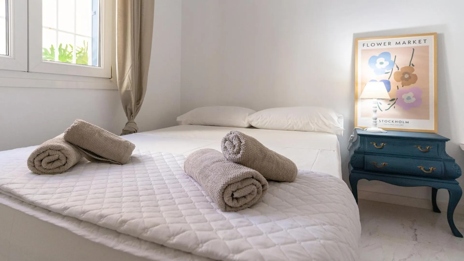 Villa Valentina - Renovated On Los Alamos Beach 토레몰리노스 0*,