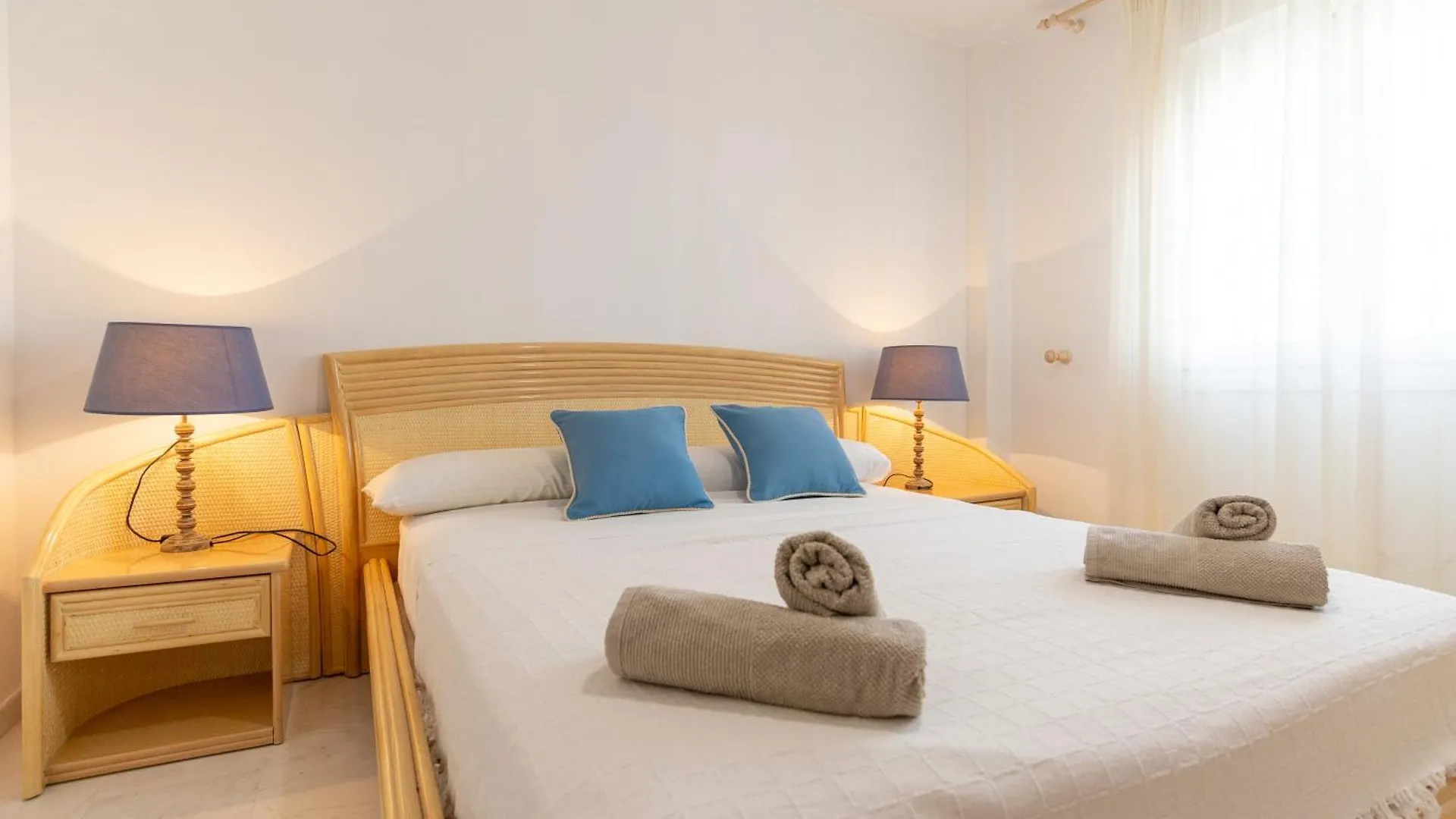 Villa Valentina - Renovated On Los Alamos Beach 토레몰리노스